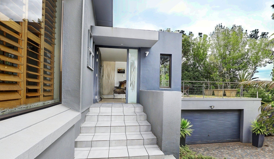 5 Bedroom Property for Sale in Welgemoed Western Cape